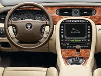 2007 Jaguar XJ Interior