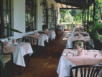 restaurant veranda 